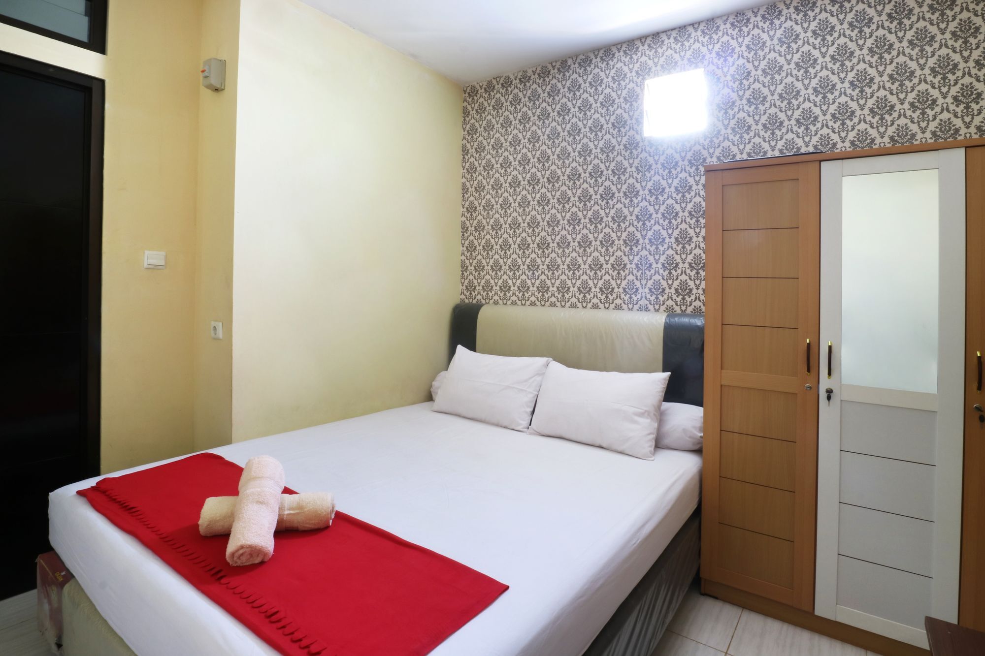 Oyo 90489 Kejora Homestay Jakarta Exterior photo
